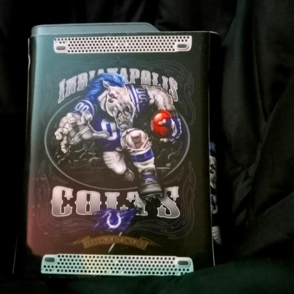 Xbox 360 (custom), controller, 3 games,power cord